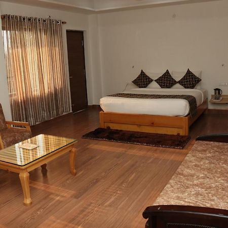 Aeradyo Inn Алмора Екстер'єр фото